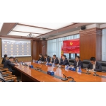 鐵龍公司召開紀(jì)念建團一百周年暨“五四獎?wù)隆北碚么髸?></div>
            <div   id=